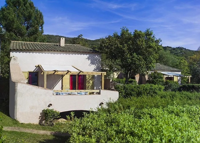 U Cantu Di I Cardellini * Порто-Веккьо